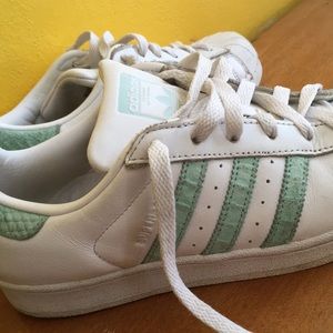 Adidas superstar turquoise